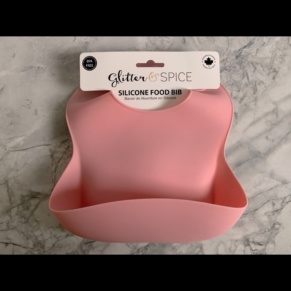BNIB Glitter & Spice Silicone Food Bib Dusty Rose